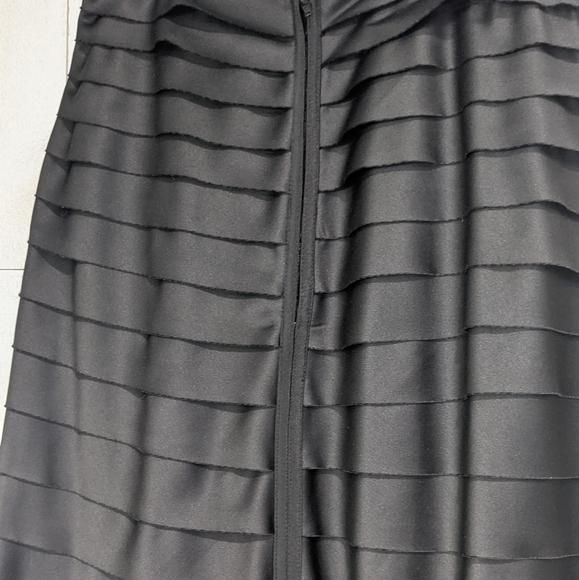 JS Collections Black Satin Folded Pleat Maxi Skirt - Picture 8 of 16